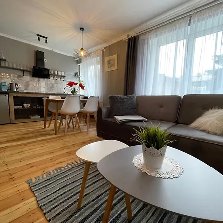 Cozy Uliha Street Apartment Liepaja Exterior photo